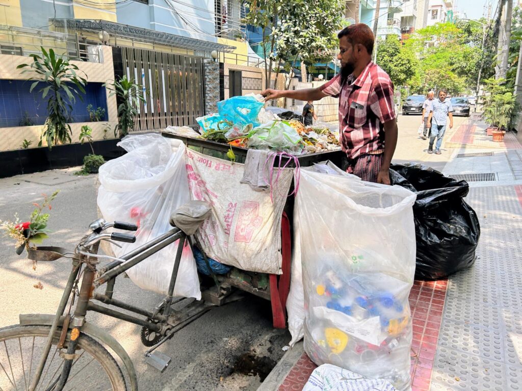 Dhaka's garbage collection